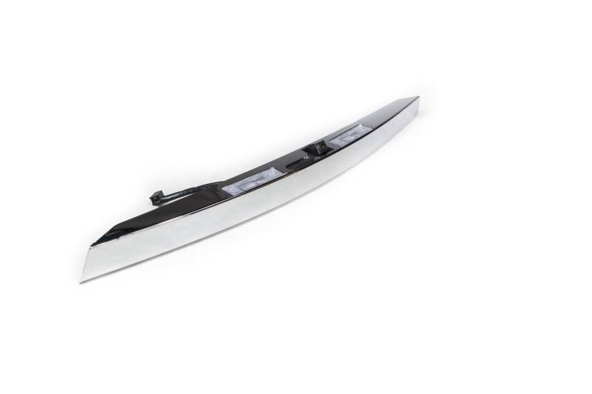 Bagaj Kapak Tutamak Çıtası Cruze Kameralı Krom Lamba + Düğme - 2