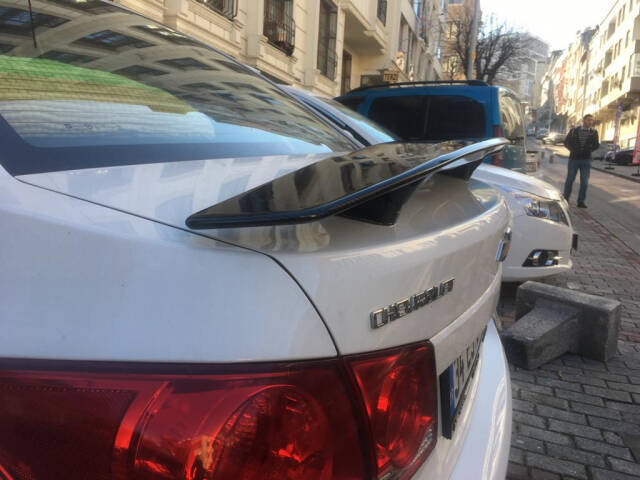 Bagaj Üstü Spoiler Sedan Boyasız Evrensel Ledli Yüksek - 6