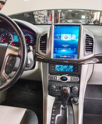 Captiva C140 Tesla Multimedya 4/64 Bellek Geri Görüş Carplay Orta Konsol - İTHAL