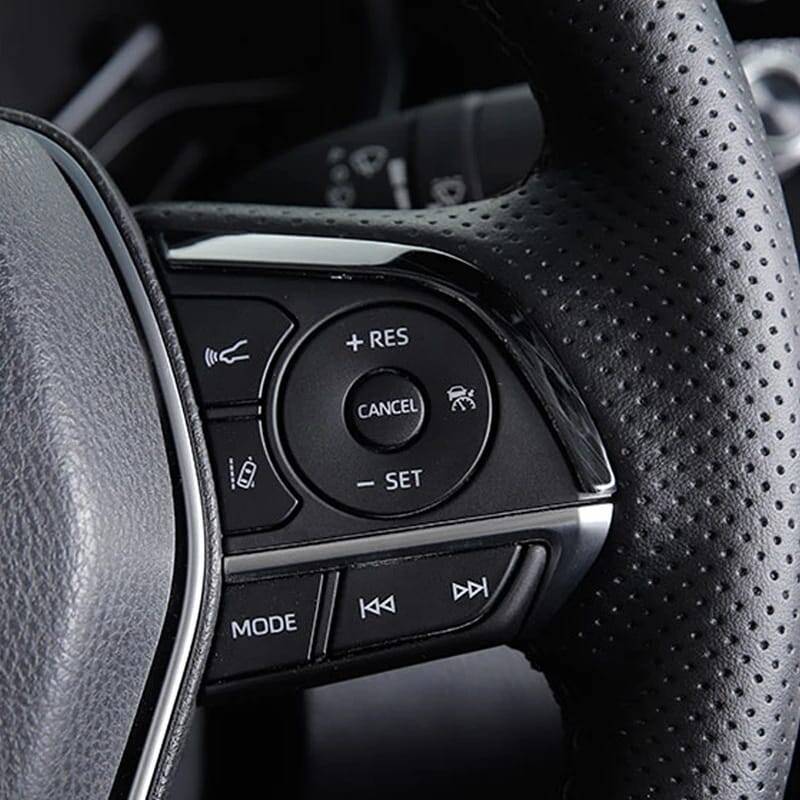 Corolla 2019 < Direksiyon Tuş Kenarı Kaplama Siyah - 3