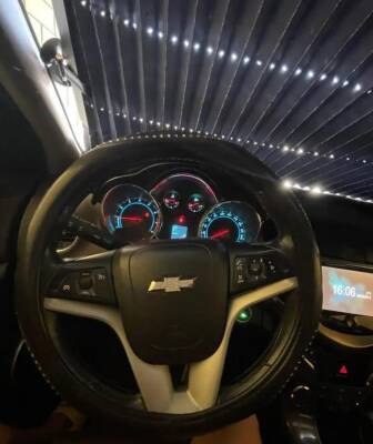 Cruze Aveo Direksiyon Ortası Arma Elmas Taşlı Aksesuar Emitasyon - 3