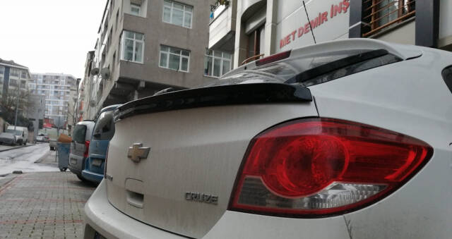 Cruze Hb Bagaj Üstü Spoiler Parlak Siyah - 4