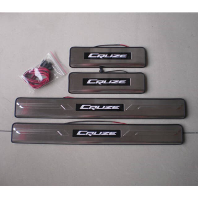 Cruze Kapı Eşik Ledli Cruze Yazılı 4 Parça - 1