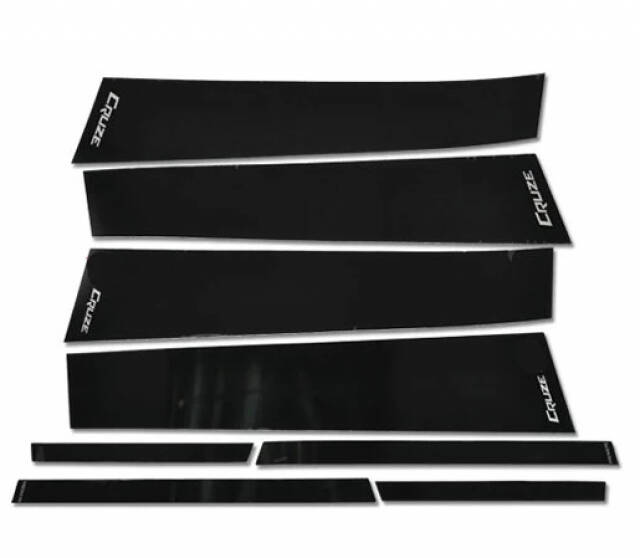 Cruze Piano Black Kapı Direk Kaplaması 8 Prc (Yazısız) - 2