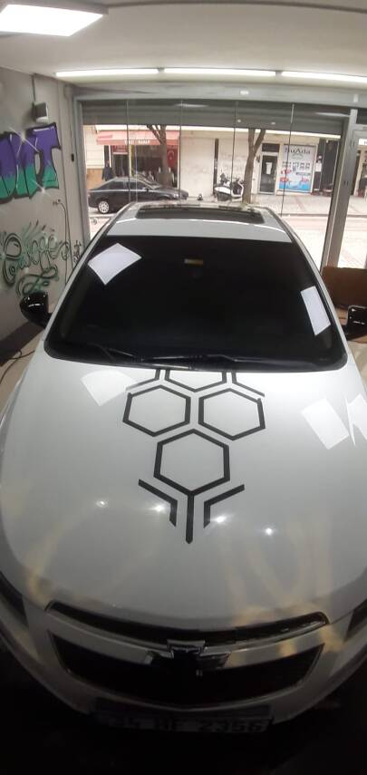 Kaput Üzeri Bal Peteği Sticker - 1